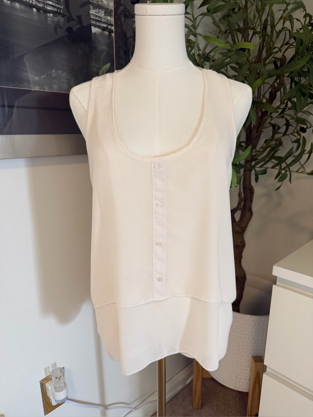 Bluenotes Ivory Lace Back Sleeveless Blouse M